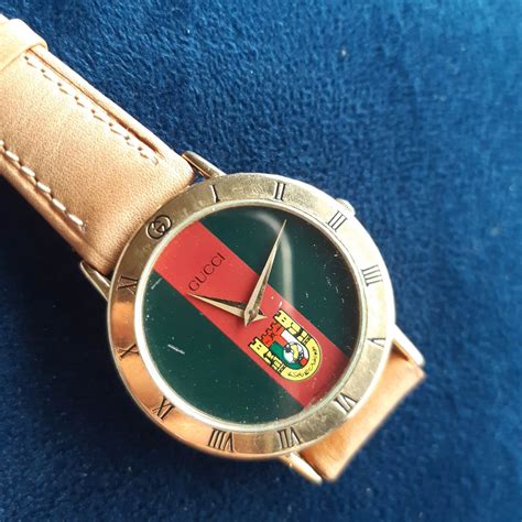 gucci watch small face